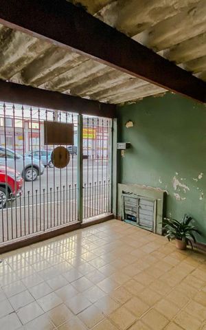 Casa à venda com 210m², 3 quartos e 2 vagasGaragem