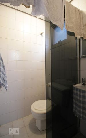 Apartamento à venda com 146m², 3 quartos e 3 vagasBanheiro de Serviço