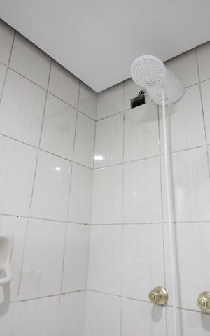 Apartamento à venda com 146m², 3 quartos e 3 vagasChuveiro
