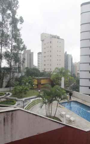 Apartamento à venda com 146m², 3 quartos e 3 vagasVista da suíte 1