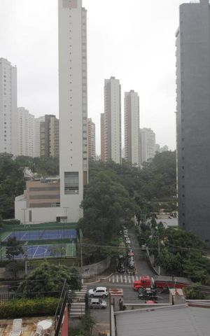 Apartamento à venda com 146m², 3 quartos e 3 vagasVista da varanda