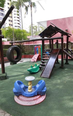 Apartamento à venda com 146m², 3 quartos e 3 vagasÁrea Comum - Playground