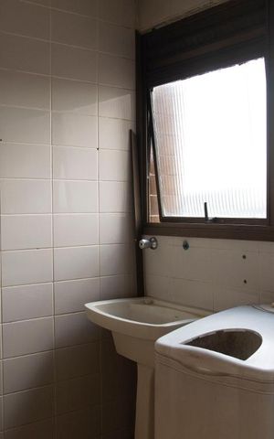 Apartamento à venda com 154m², 2 quartos e 2 vagas Apartamento à venda com 154m², 2 quartos e 2 vagasÁrea de Serviço