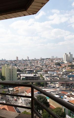 Apartamento à venda com 154m², 2 quartos e 2 vagas Apartamento à venda com 154m², 2 quartos e 2 vagasVista da Sacada