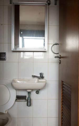 Apartamento à venda com 154m², 2 quartos e 2 vagas Apartamento à venda com 154m², 2 quartos e 2 vagasBanheiro de Serviço