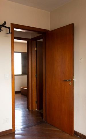 Apartamento à venda com 154m², 2 quartos e 2 vagas Apartamento à venda com 154m², 2 quartos e 2 vagasQuarto de Serviço