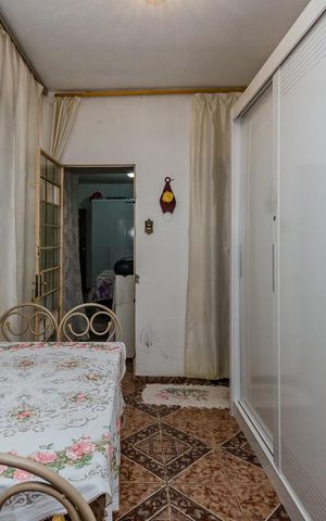 Casa à venda com 279m², 4 quartos e 4 vagas Casa à venda com 279m², 4 quartos e 4 vagasQuarto 1
