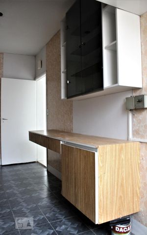 Apartamento para alugar com 75m², 2 quartos e sem vagaCozinha