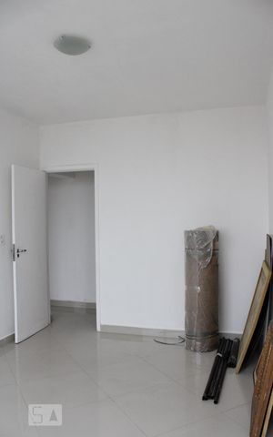 Apartamento para alugar com 75m², 2 quartos e sem vagaQuarto 1