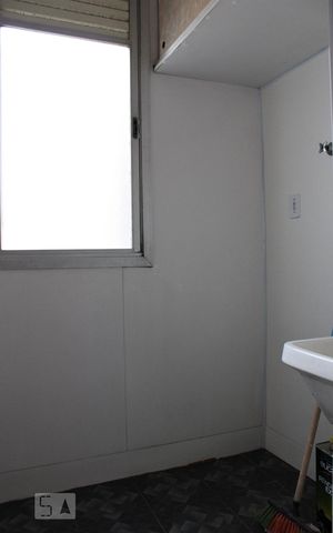 Apartamento para alugar com 75m², 2 quartos e sem vagaÁrea de serviço