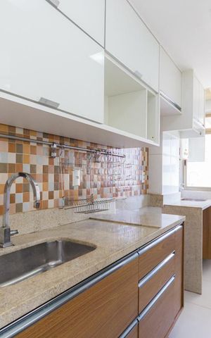 Apartamento à venda com 70m², 3 quartos e 1 vaga Apartamento à venda com 70m², 3 quartos e 1 vagaCozinha e Área de Serviço