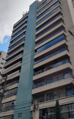 Apartamento à venda com 171m², 4 quartos e 3 vagas Apartamento à venda com 171m², 4 quartos e 3 vagasFachada
