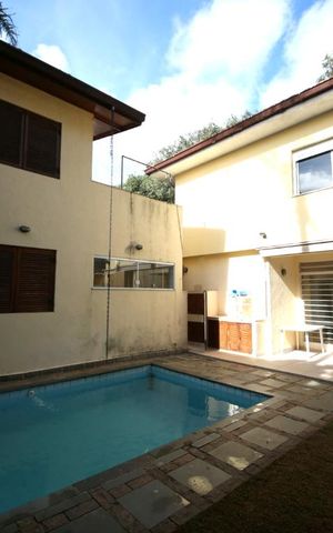 Casa para alugar com 280m², 4 quartos e 3 vagasEdícula - Piscina 
