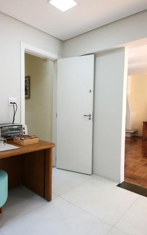 Casa para alugar com 280m², 4 quartos e 3 vagasCozinha 