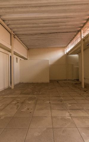 Casa à venda com 269m², 0 quarto e 3 vagas Casa à venda com 269m², 0 quarto e 3 vagasÁrea Externa
