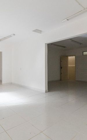 Casa à venda com 269m², 0 quarto e 3 vagas Casa à venda com 269m², 0 quarto e 3 vagasSala