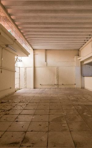 Casa à venda com 269m², 0 quarto e 3 vagas Casa à venda com 269m², 0 quarto e 3 vagasÁrea Externa