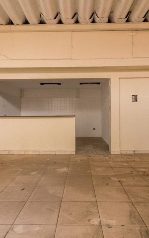 Casa à venda com 269m², 0 quarto e 3 vagas Casa à venda com 269m², 0 quarto e 3 vagasÁrea Externa