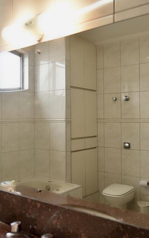 Apartamento para alugar com 327m², 5 quartos e 2 vagasBanheiro da suite