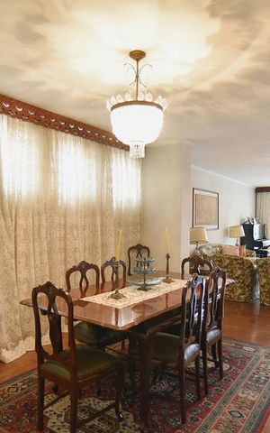 Apartamento para alugar com 327m², 5 quartos e 2 vagasSala de jantar