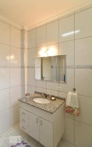 Apartamento para alugar com 327m², 5 quartos e 2 vagasBanheiro 1