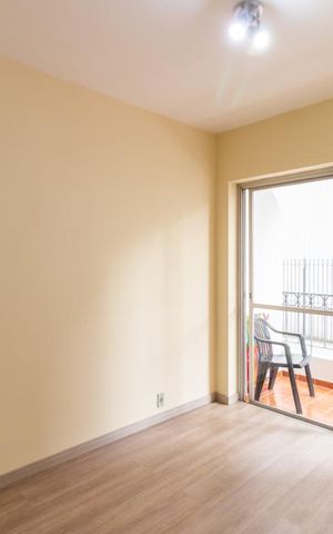 Apartamento à venda com 66m², 2 quartos e 1 vaga Apartamento à venda com 66m², 2 quartos e 1 vagaSala