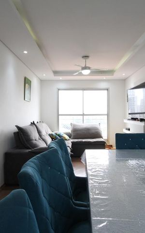 Apartamento à venda com 65m², 3 quartos e 1 vagaSala