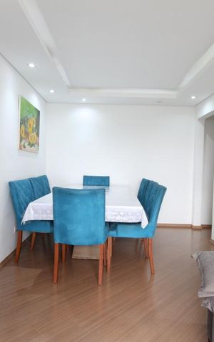 Apartamento à venda com 65m², 3 quartos e 1 vagaSala