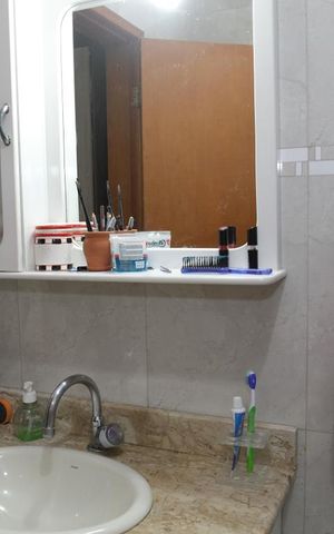 Casa à venda com 150m², 3 quartos e 3 vagasBanheiro do Quarto 1 - pia