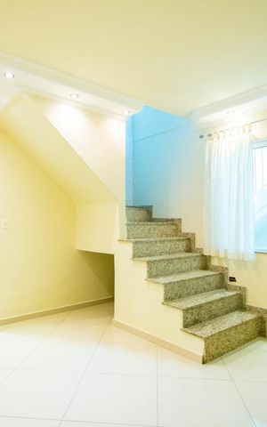 Casa para alugar com 172m², 3 quartos e 2 vagas Casa para alugar com 172m², 3 quartos e 2 vagasSala de Estar