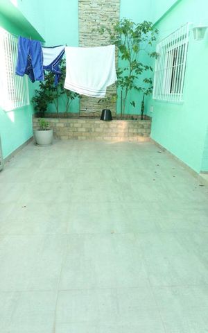 Casa à venda com 135m², 3 quartos e 2 vagasÁrea Externa