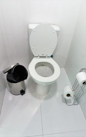 Casa à venda com 135m², 3 quartos e 2 vagasBanheiro de Serviço