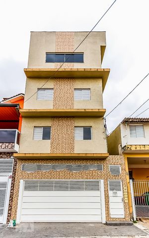 Apartamento para alugar com 52m², 2 quartos e sem vaga Apartamento para alugar com 52m², 2 quartos e sem vagaFachada