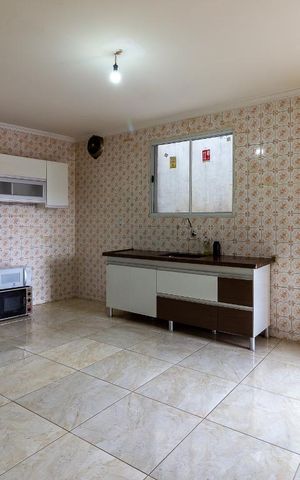 Casa para alugar com 210m², 2 quartos e 2 vagas Casa para alugar com 210m², 2 quartos e 2 vagasCozinha
