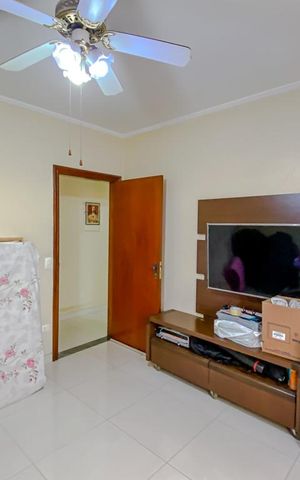 Casa à venda com 190m², 4 quartos e 2 vagasEscritorio