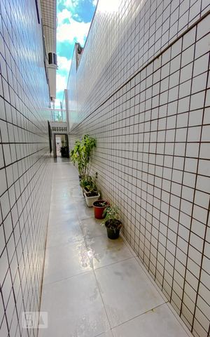 Casa à venda com 190m², 4 quartos e 2 vagasCorredor