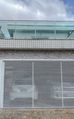 Casa à venda com 190m², 4 quartos e 2 vagasFachada