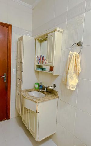 Casa à venda com 190m², 4 quartos e 2 vagasLavabo