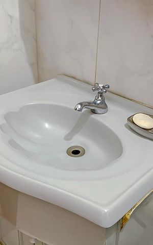 Casa à venda com 190m², 4 quartos e 2 vagasDetalhe Banheiro da Suite 2