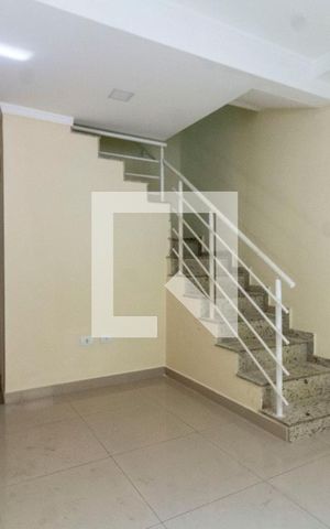 Casa de condomínio à venda com 50m², 2 quartos e 1 vaga Casa de condomínio à venda com 50m², 2 quartos e 1 vagaSala