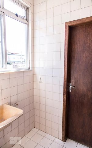 Apartamento para alugar com 70m², 3 quartos e 1 vaga Apartamento para alugar com 70m², 3 quartos e 1 vagaÁrea de Serviço