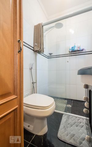 Casa à venda com 150m², 3 quartos e 2 vagas Casa à venda com 150m², 3 quartos e 2 vagasBanheiro Suíte 1