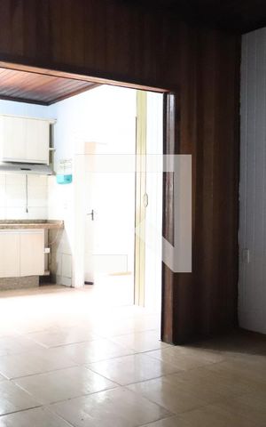 Casa à venda com 412m², 4 quartos e 3 vagasSala