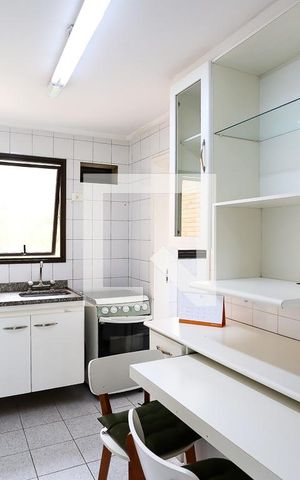 Apartamento à venda com 106m², 3 quartos e 3 vagas Apartamento à venda com 106m², 3 quartos e 3 vagasCozinha