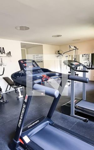 Apartamento à venda com 106m², 3 quartos e 3 vagas Apartamento à venda com 106m², 3 quartos e 3 vagasÁrea comum - Academia
