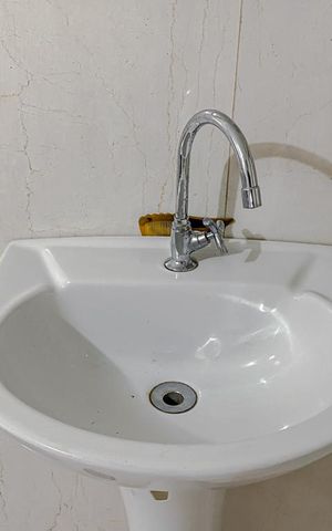 Casa à venda com 120m², 2 quartos e 4 vagasDetalhe Banheiro de Serviço