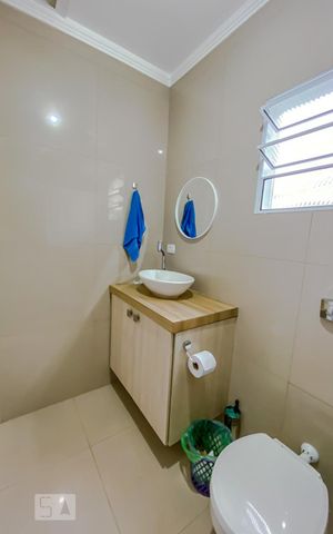 Casa à venda com 120m², 2 quartos e 4 vagasBanheiro