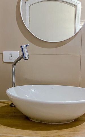 Casa à venda com 120m², 2 quartos e 4 vagasDetalhe Banheiro