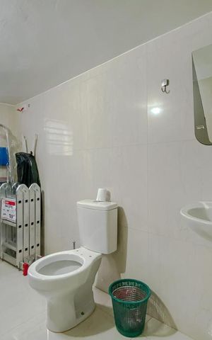 Casa à venda com 120m², 2 quartos e 4 vagasBanheiro de Serviço