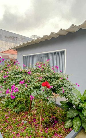 Casa à venda com 120m², 2 quartos e 4 vagasQuintal